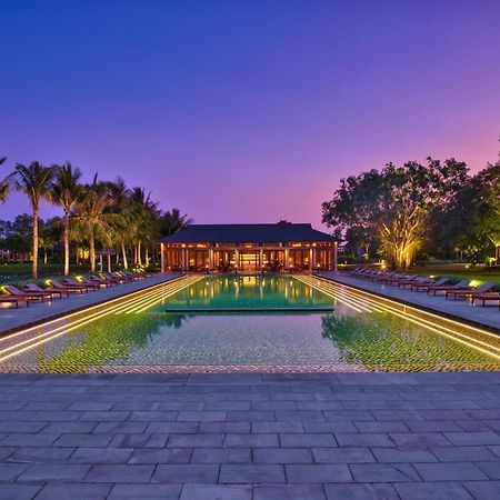 Отель Legacy Mekong Кантхо Экстерьер фото